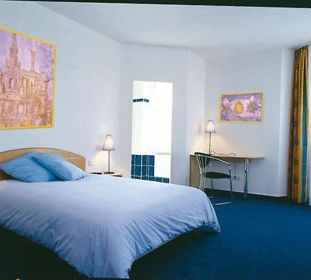 Amadeus Hotel Sarreguemines Exterior photo