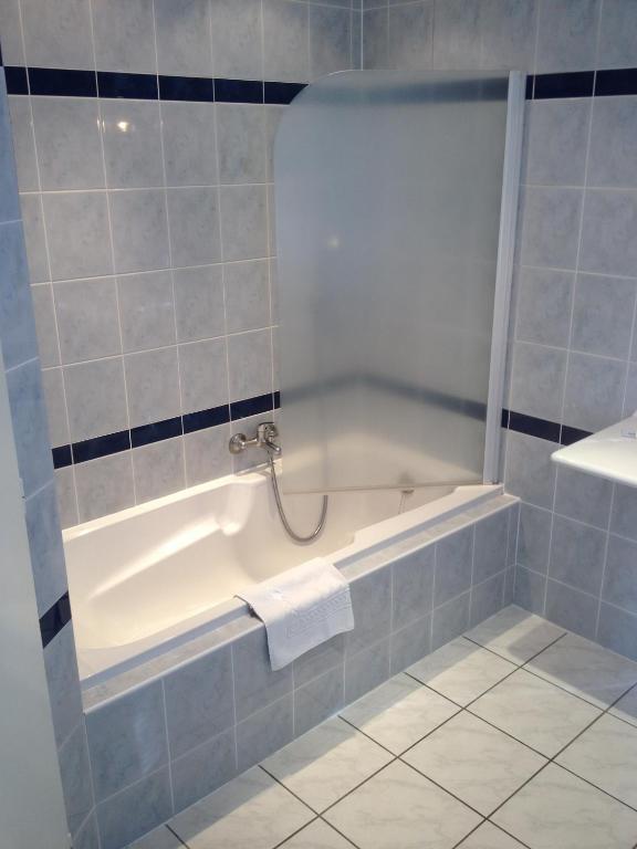 Amadeus Hotel Sarreguemines Room photo
