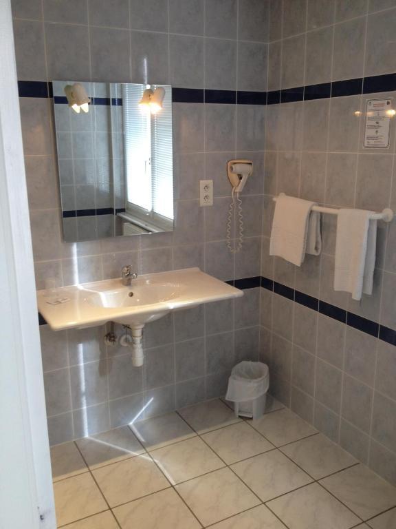 Amadeus Hotel Sarreguemines Room photo
