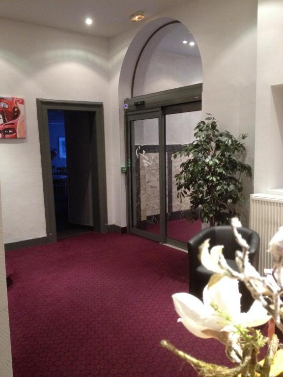 Amadeus Hotel Sarreguemines Exterior photo