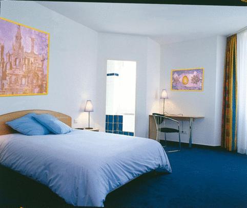 Amadeus Hotel Sarreguemines Exterior photo